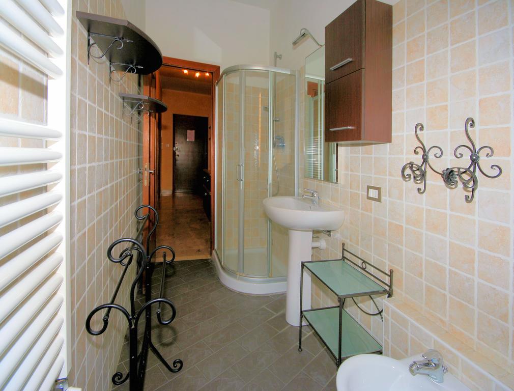 Aria Di Mare Apartment Borghetto Santo Spirito Bagian luar foto